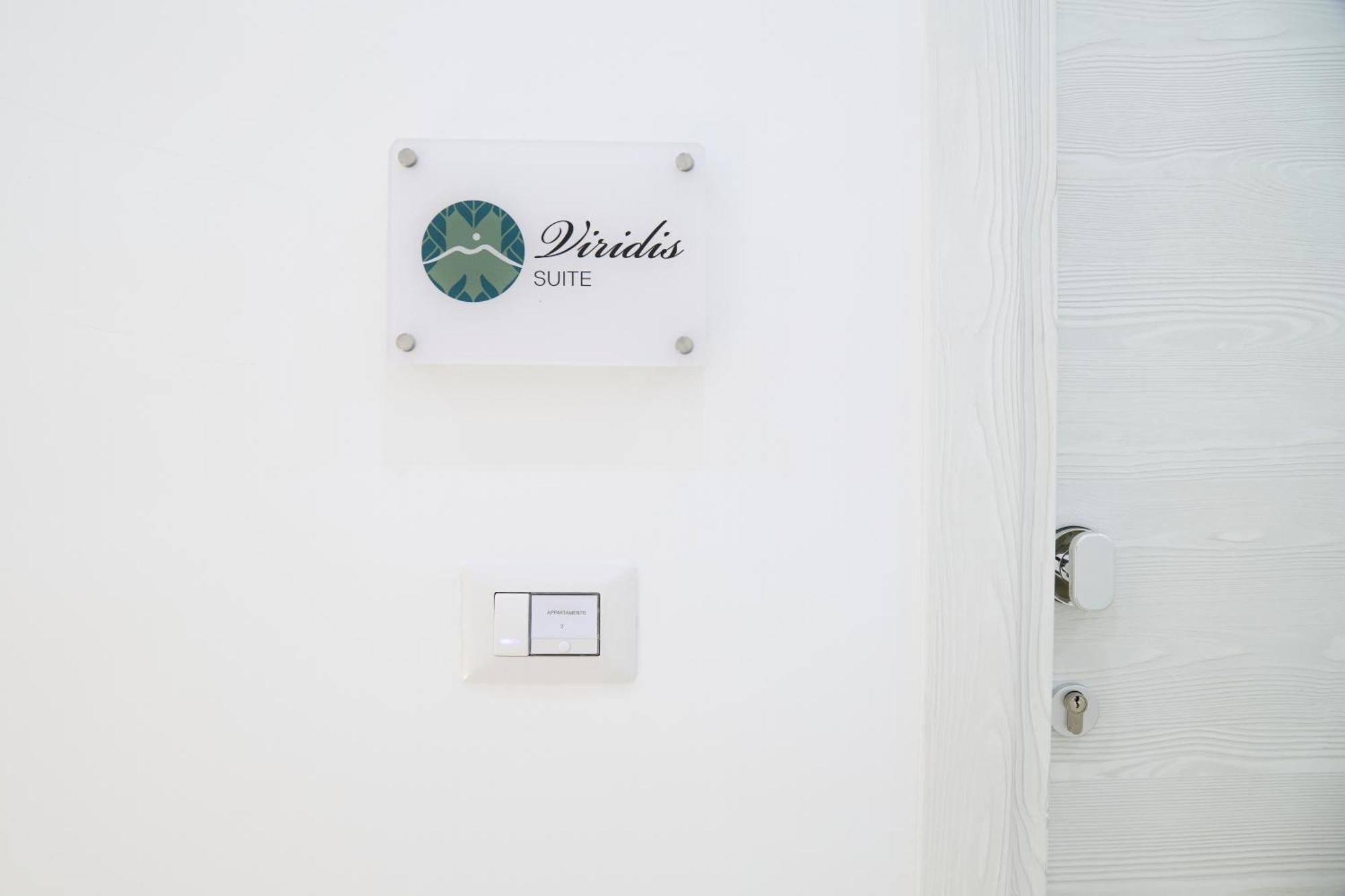 Napoli Central Lumina Suites Bagian luar foto