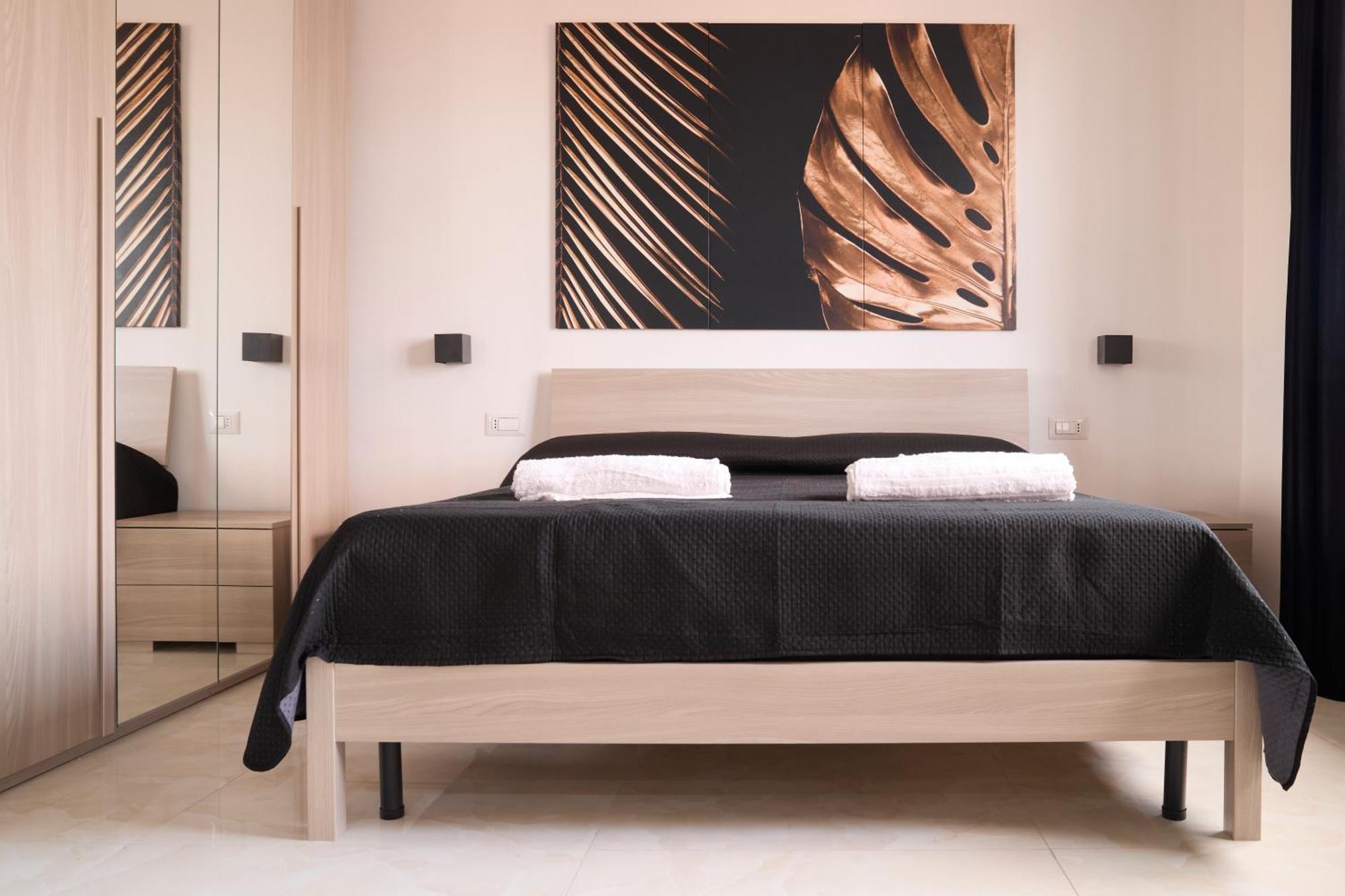 Napoli Central Lumina Suites Bagian luar foto