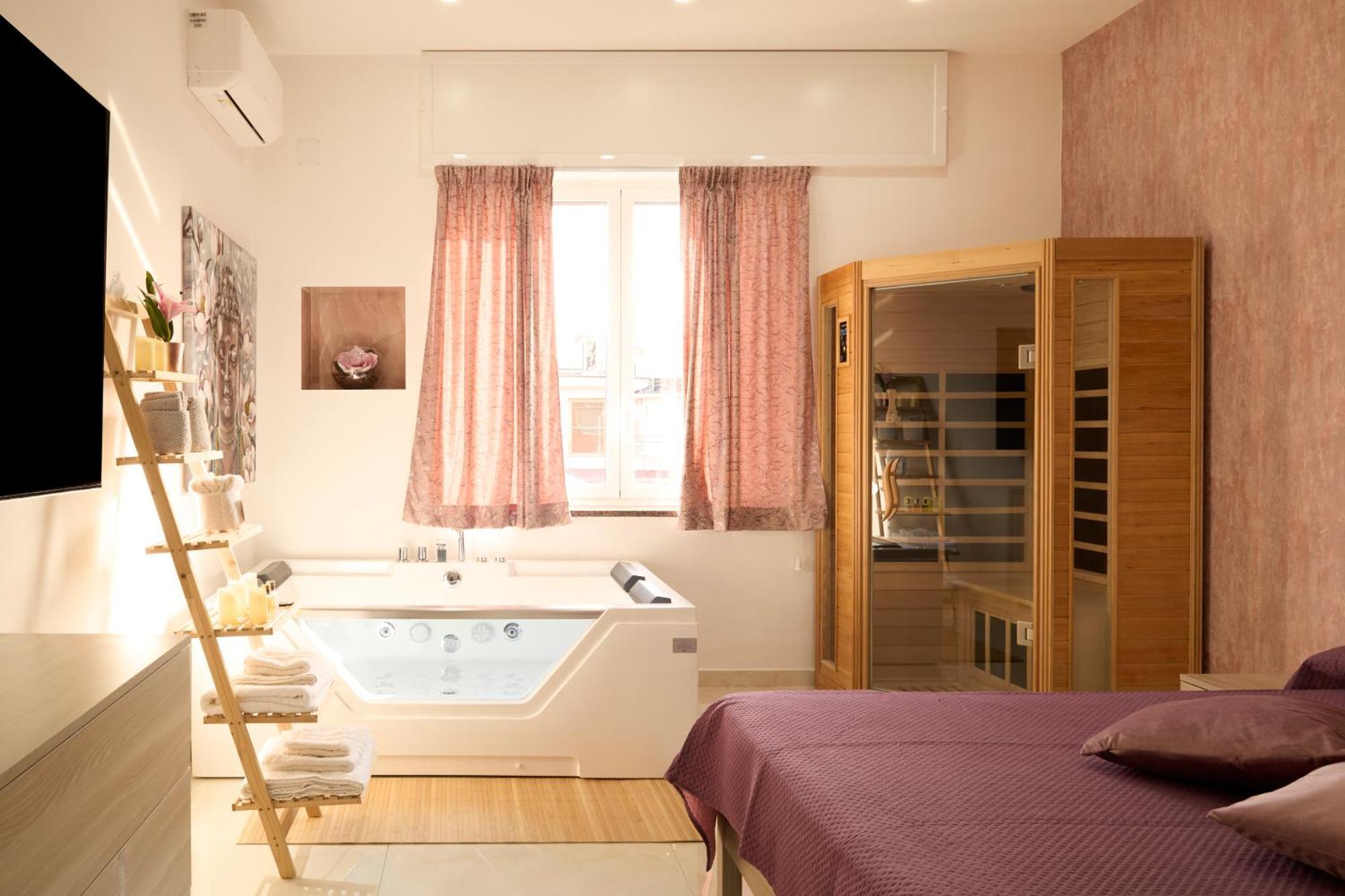 Napoli Central Lumina Suites Bagian luar foto